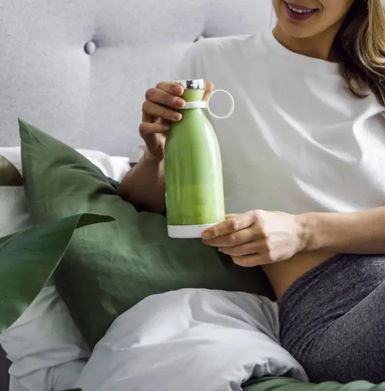 Portable electric juicer, wireless portable electric juicer, multifunctional fruit and vegetable juicer, home USB charging